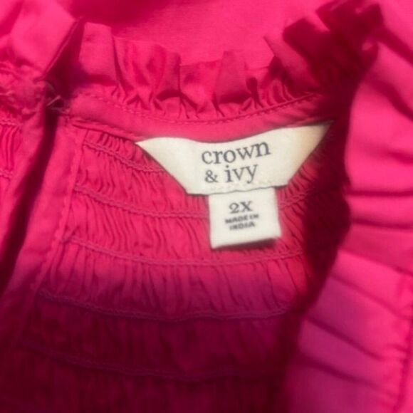 Crown & Ivy Pink Flutter sleeve smocked top, size 2X - Picture 5 of 6